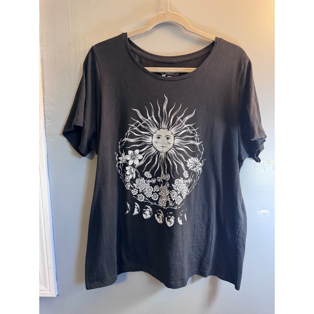 Celestial Sun Moon Phase Floral Graphic Tee Black Short Sleeve 1X